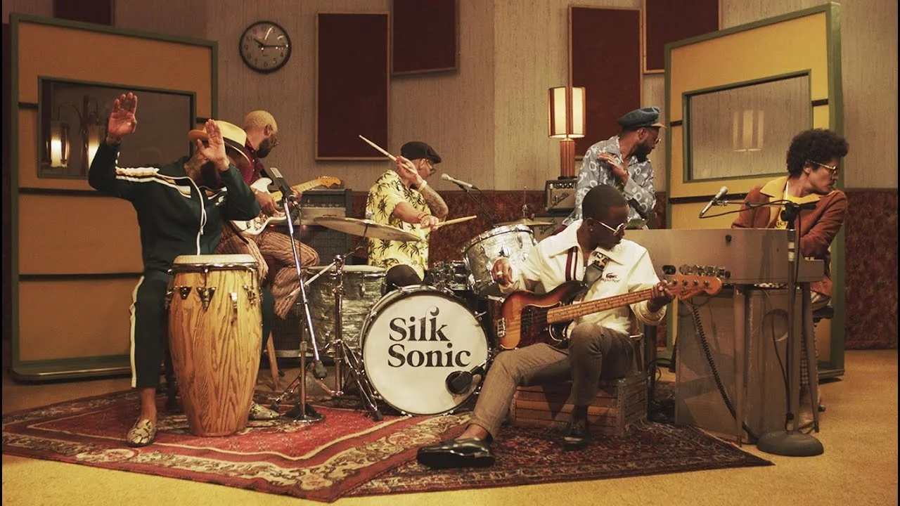 Silk Sonic Leave the Door Open Lyrics in English Anderson .Paak & Bruno Mars bruno mars leave the door open lyrics