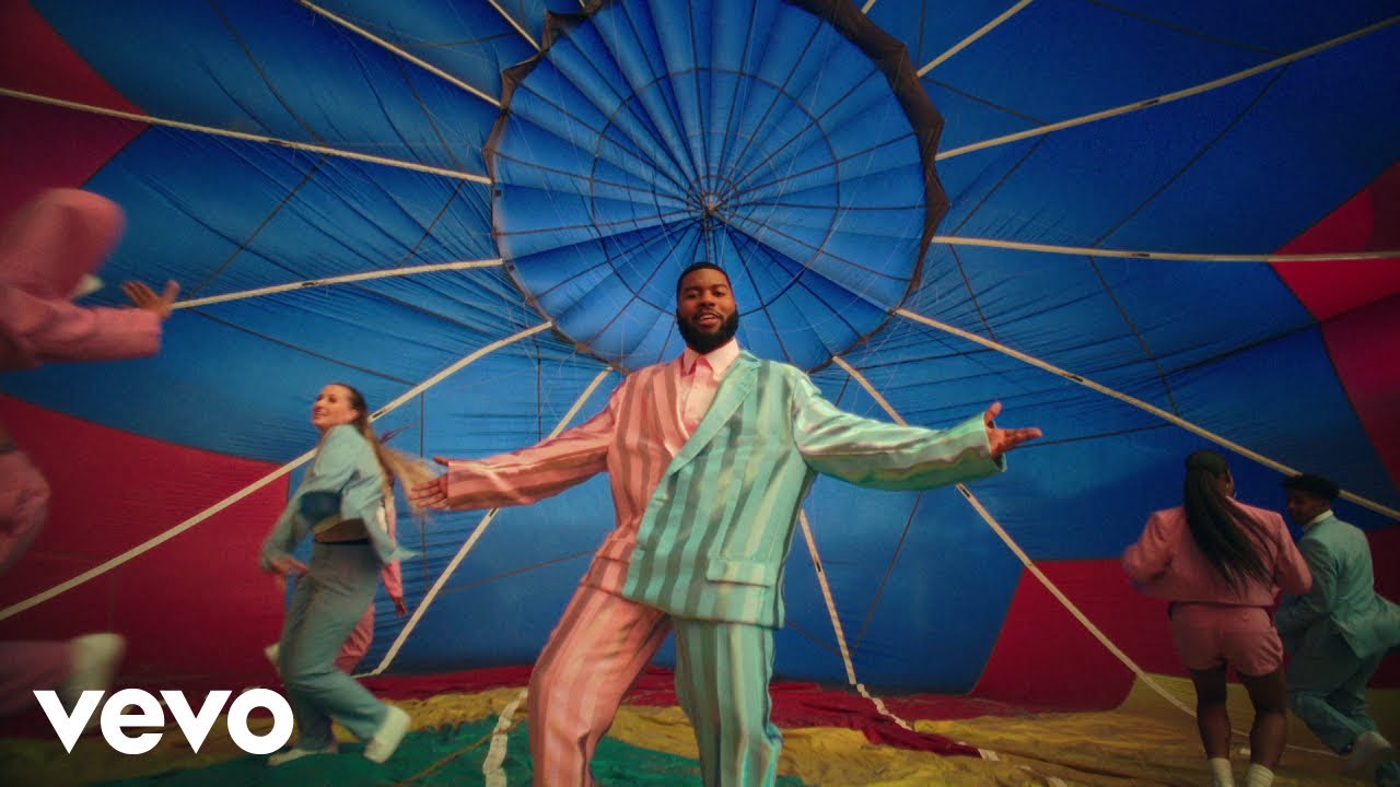 Skyline Lyrics - Khalid (2022) Skyline Lyrics Khalid